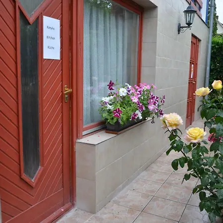 Apartment Miklos Fkk Naturist Szigetszentmiklos